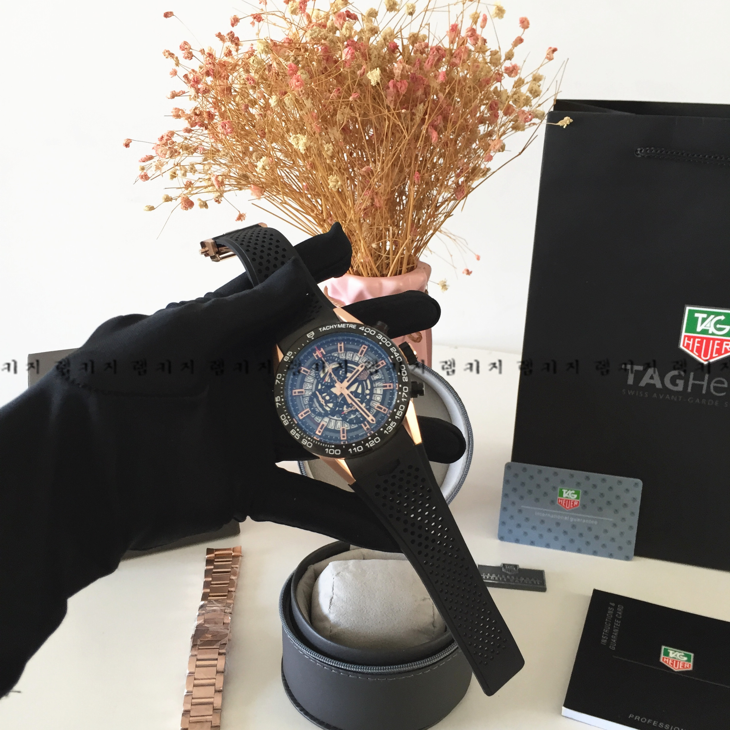 태그호이어 까레라 칼리버 호이어 01 우레탄시계 + 메탈스트랩